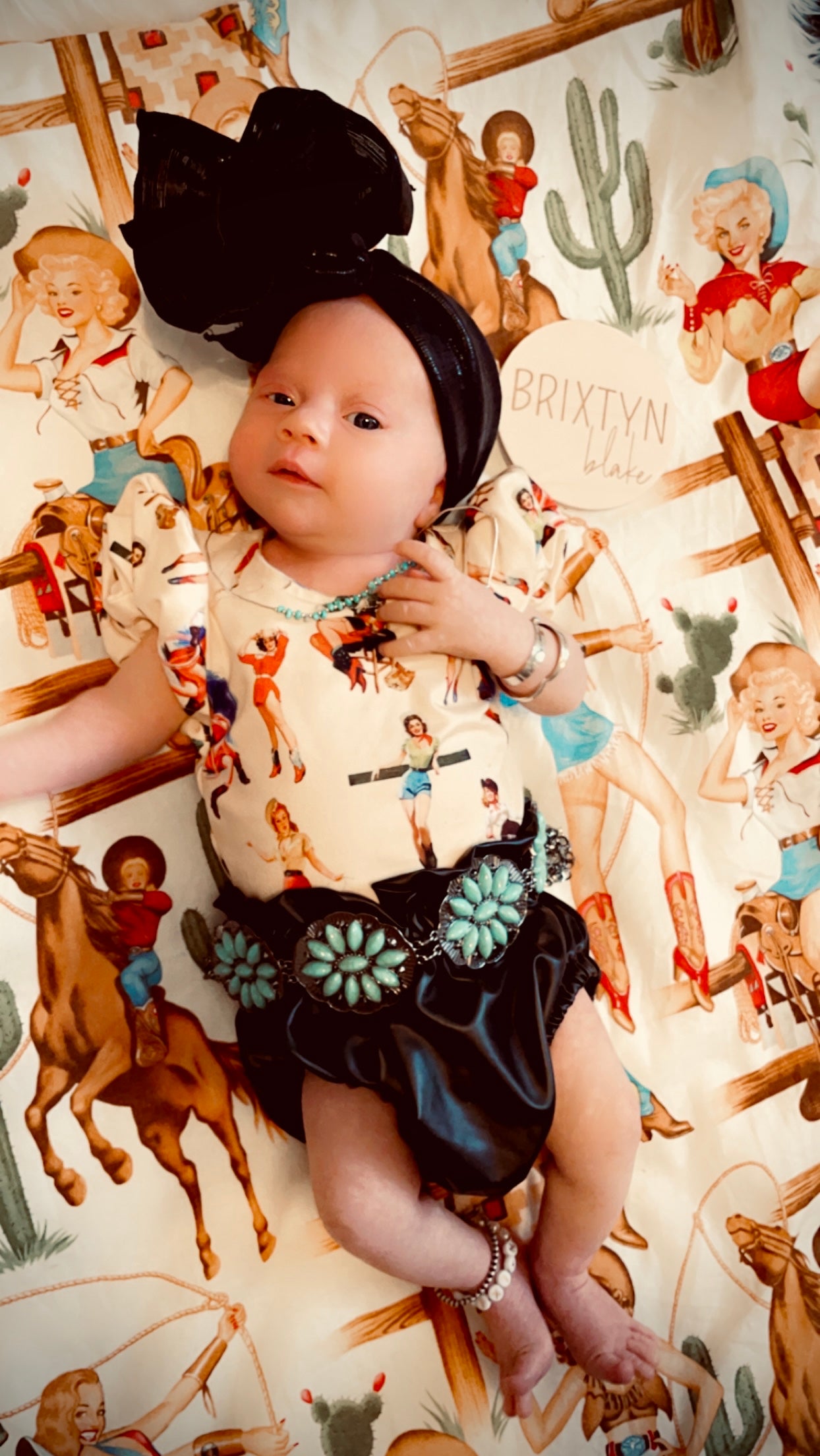 Bubble Sleeve Vintage Cowgirl top